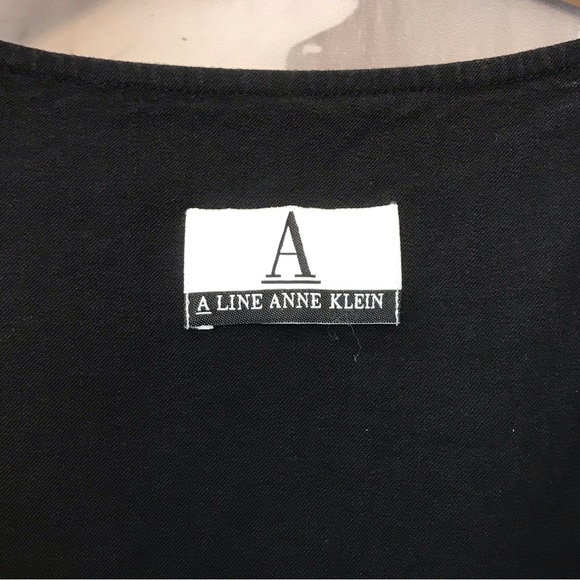 ANNE KLEIN | Vintage Black Sleeveless Top w/ Front Zipper & 3 Zipped Pockets - Picture 6 of 16